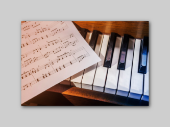 Klavier spielen